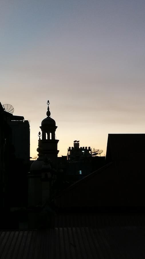 Dengba Hostel Yangon Dış mekan fotoğraf