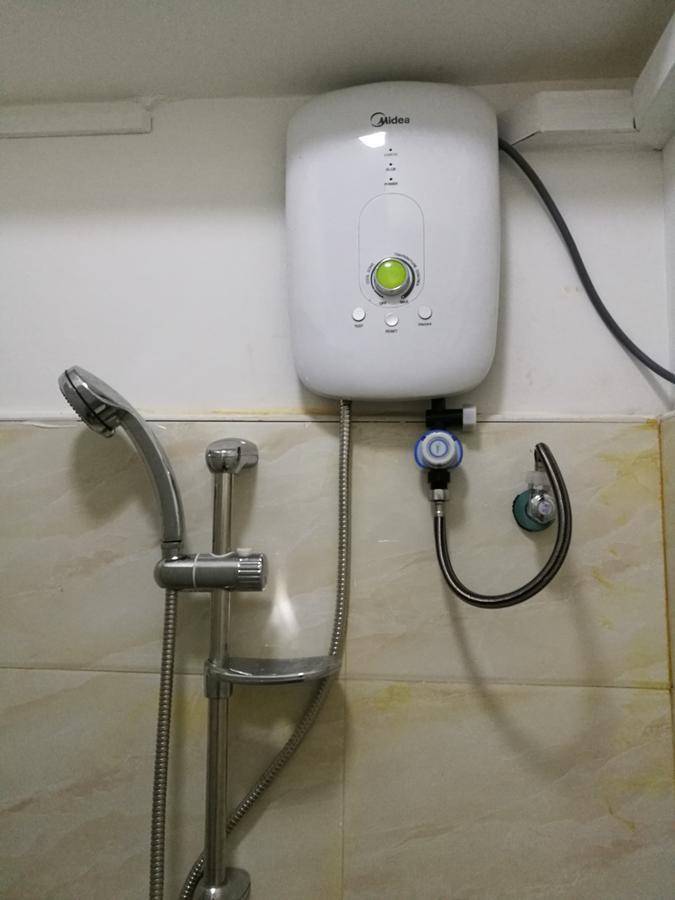 Dengba Hostel Yangon Dış mekan fotoğraf