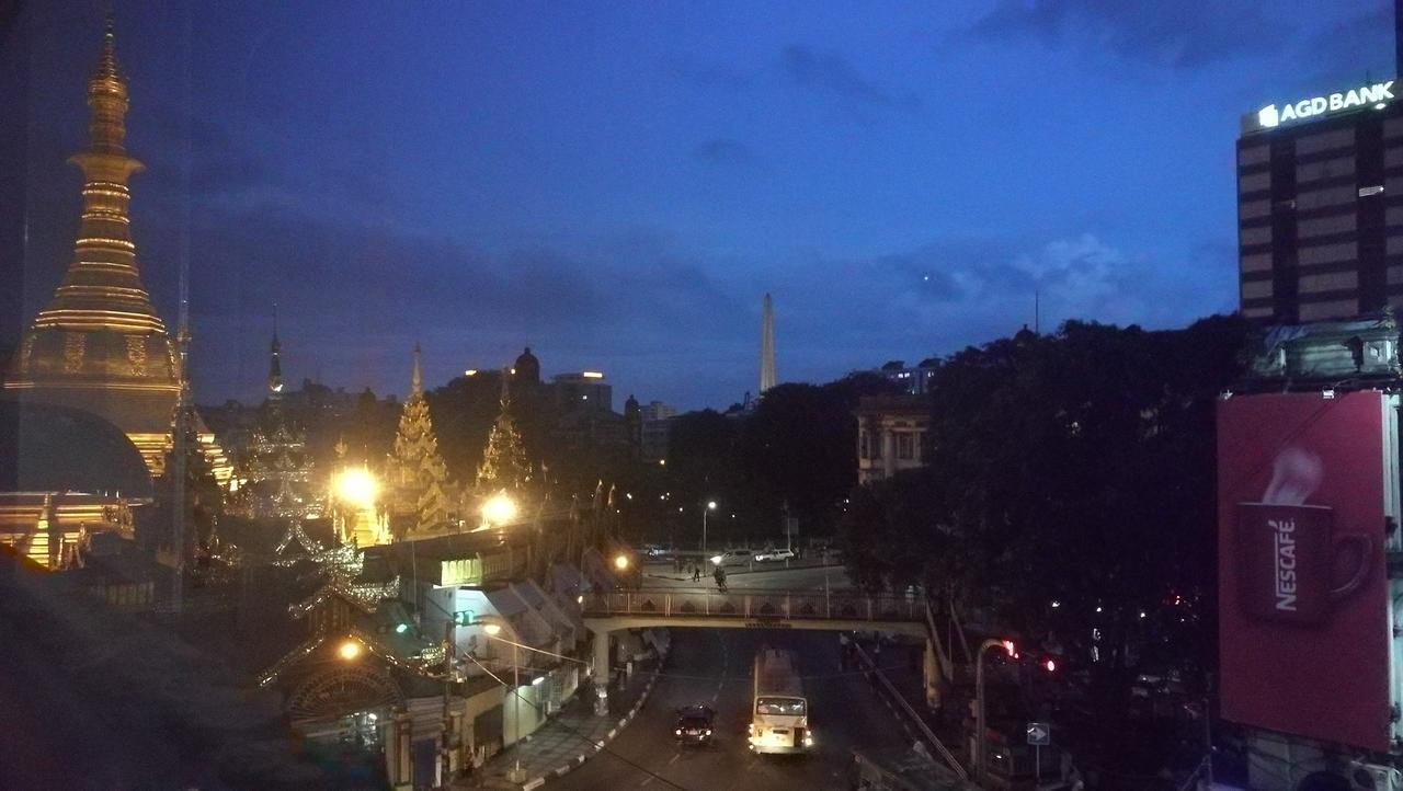 Dengba Hostel Yangon Dış mekan fotoğraf