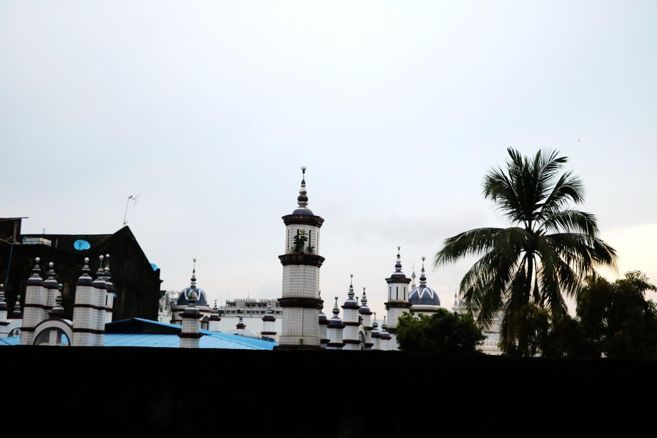 Dengba Hostel Yangon Dış mekan fotoğraf