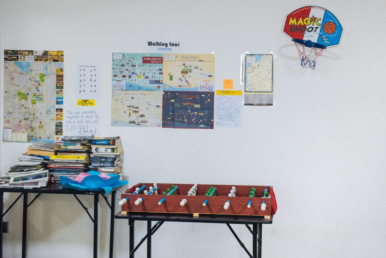 Dengba Hostel Yangon Dış mekan fotoğraf