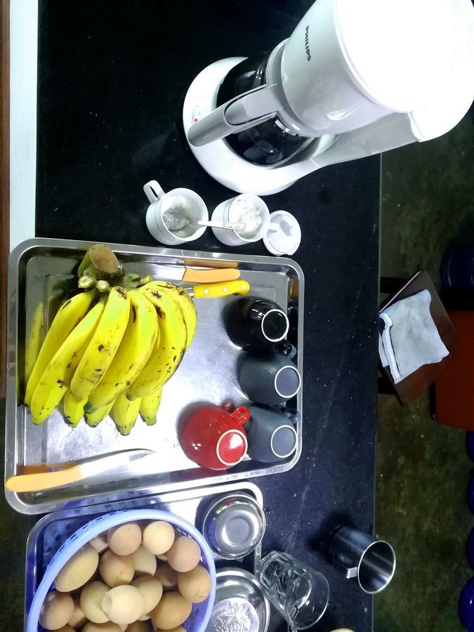 Dengba Hostel Yangon Dış mekan fotoğraf