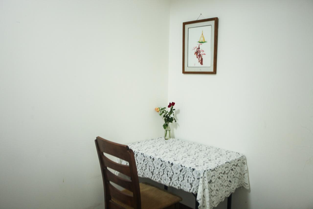 Dengba Hostel Yangon Dış mekan fotoğraf